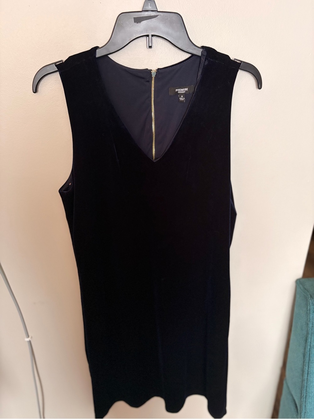 Navy Velvet Sleeveless V-Neck Dress